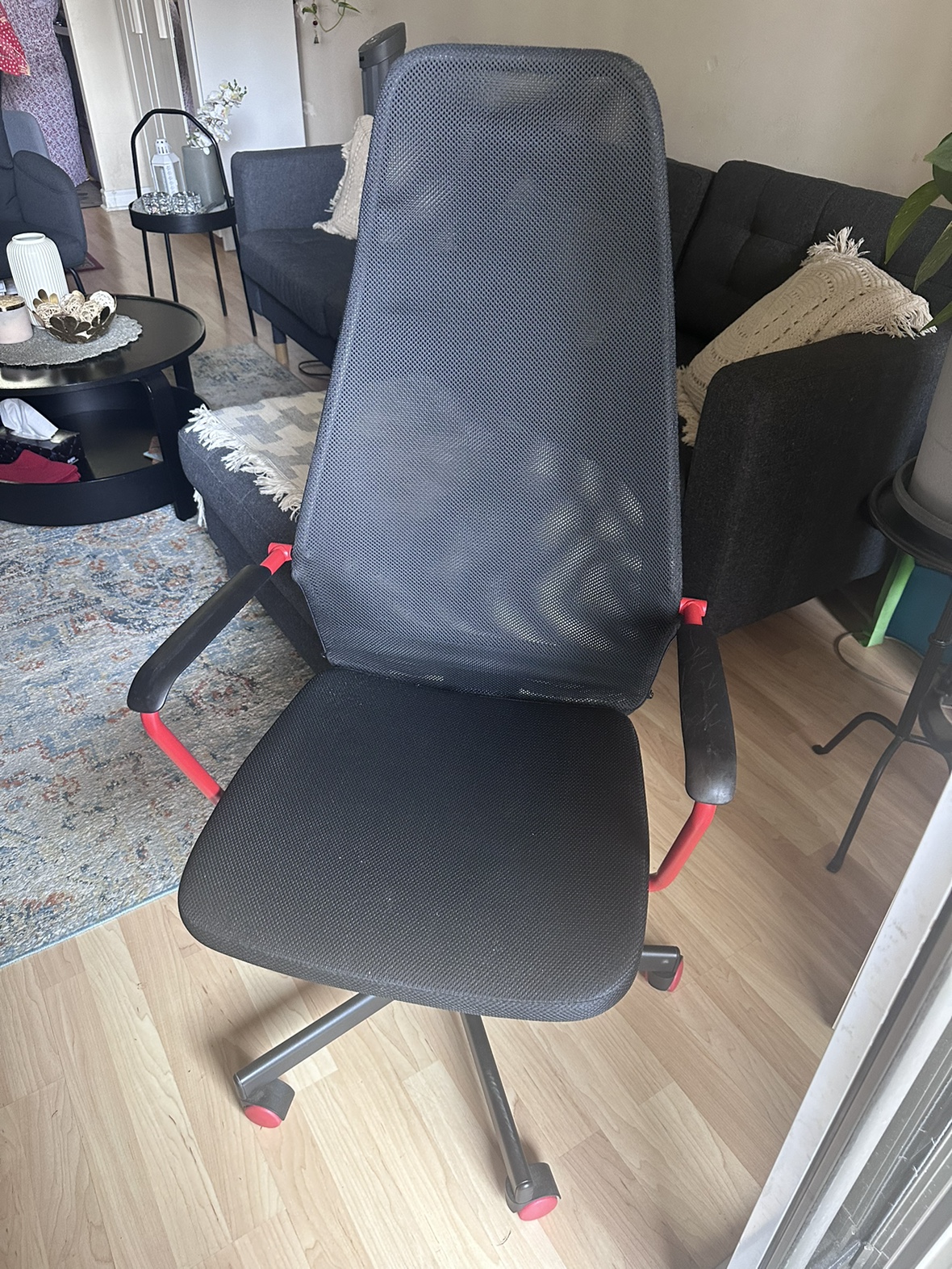 Black Office Chair - photo 3