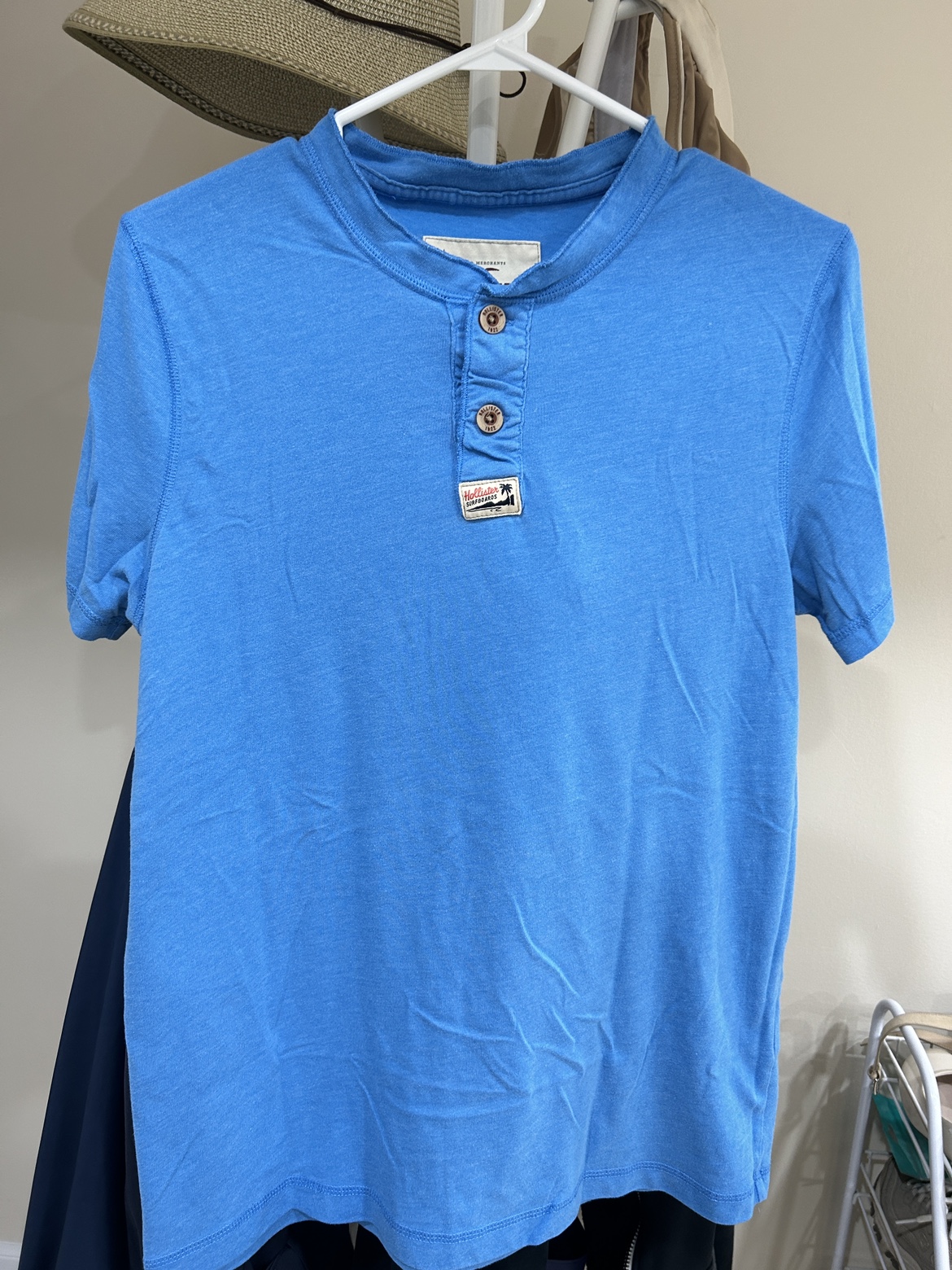 Hollister Button Up Men‘s T-Shirt image indicator(4)