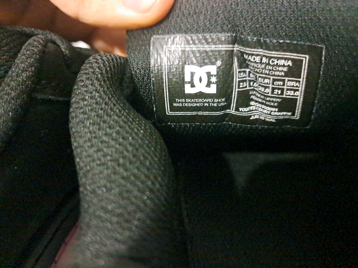 DC Shoes Kids Brand New Sz 2 Youth Girls image indicator(6)