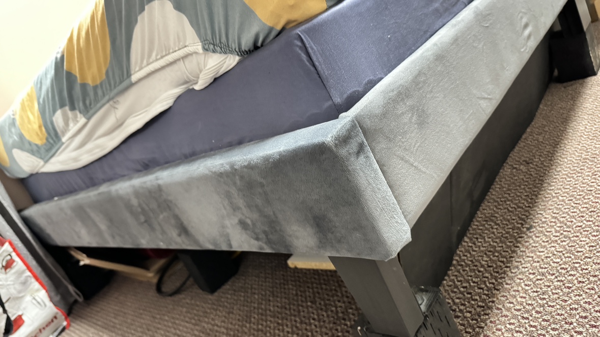 Queen bed for sale - photo 4