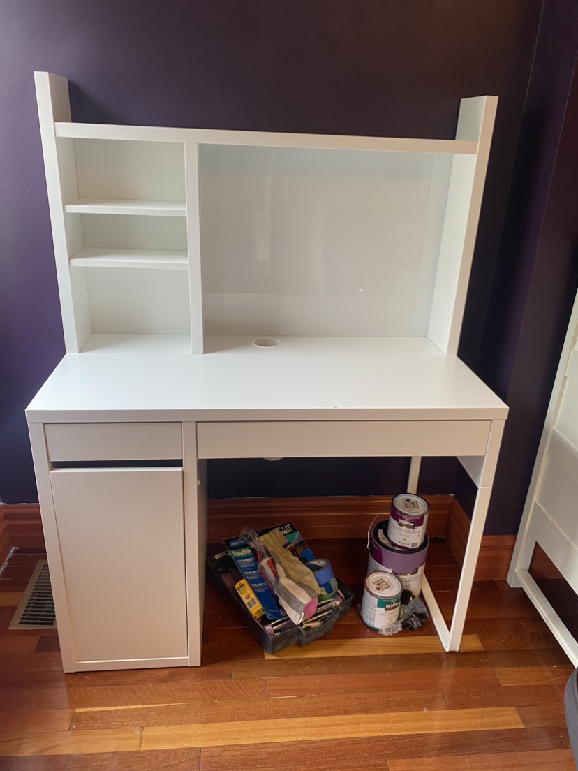White Ikea desk “Micke Desk”