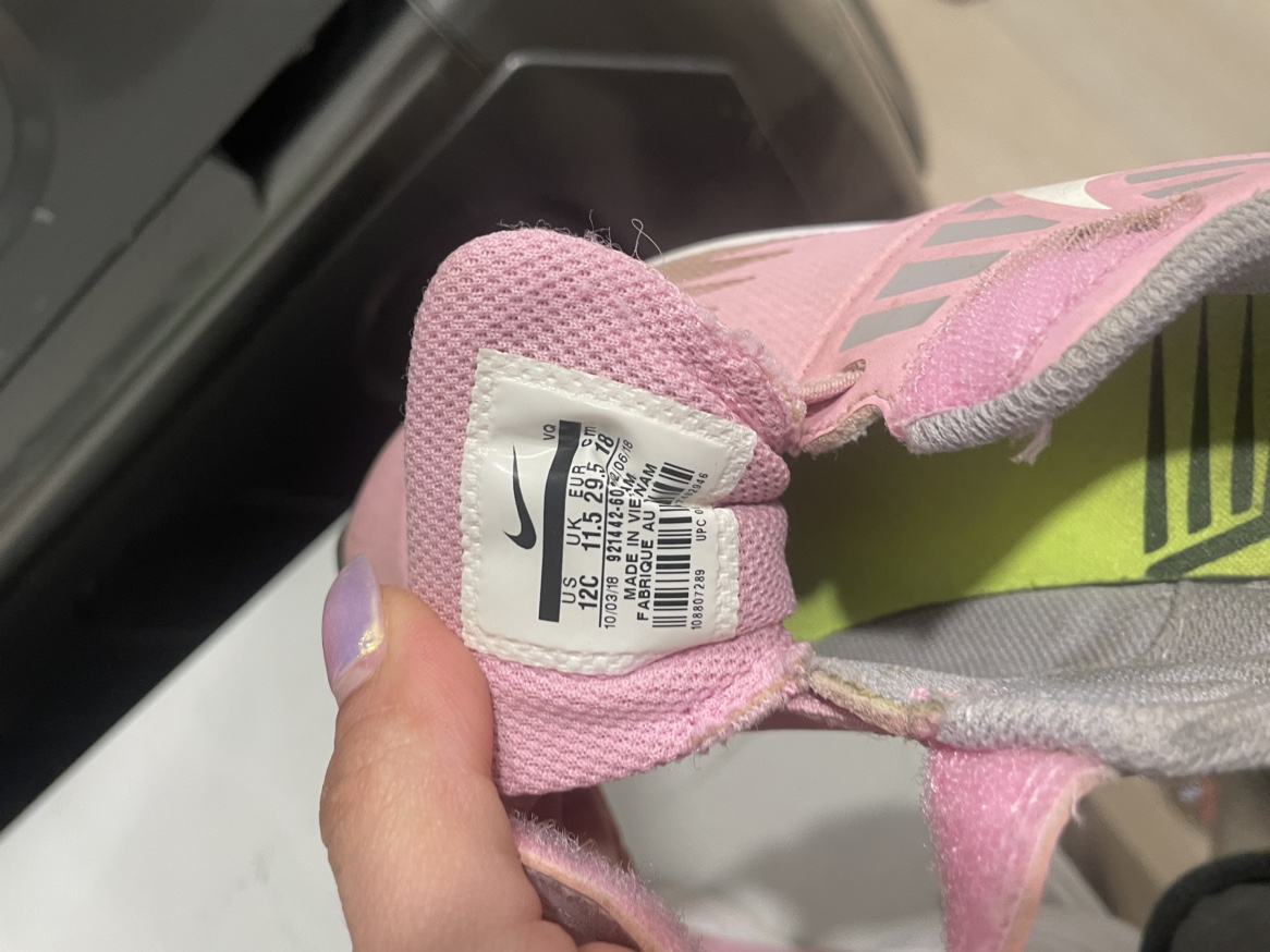 Nike Kids' Running Shoes image indicator(2)