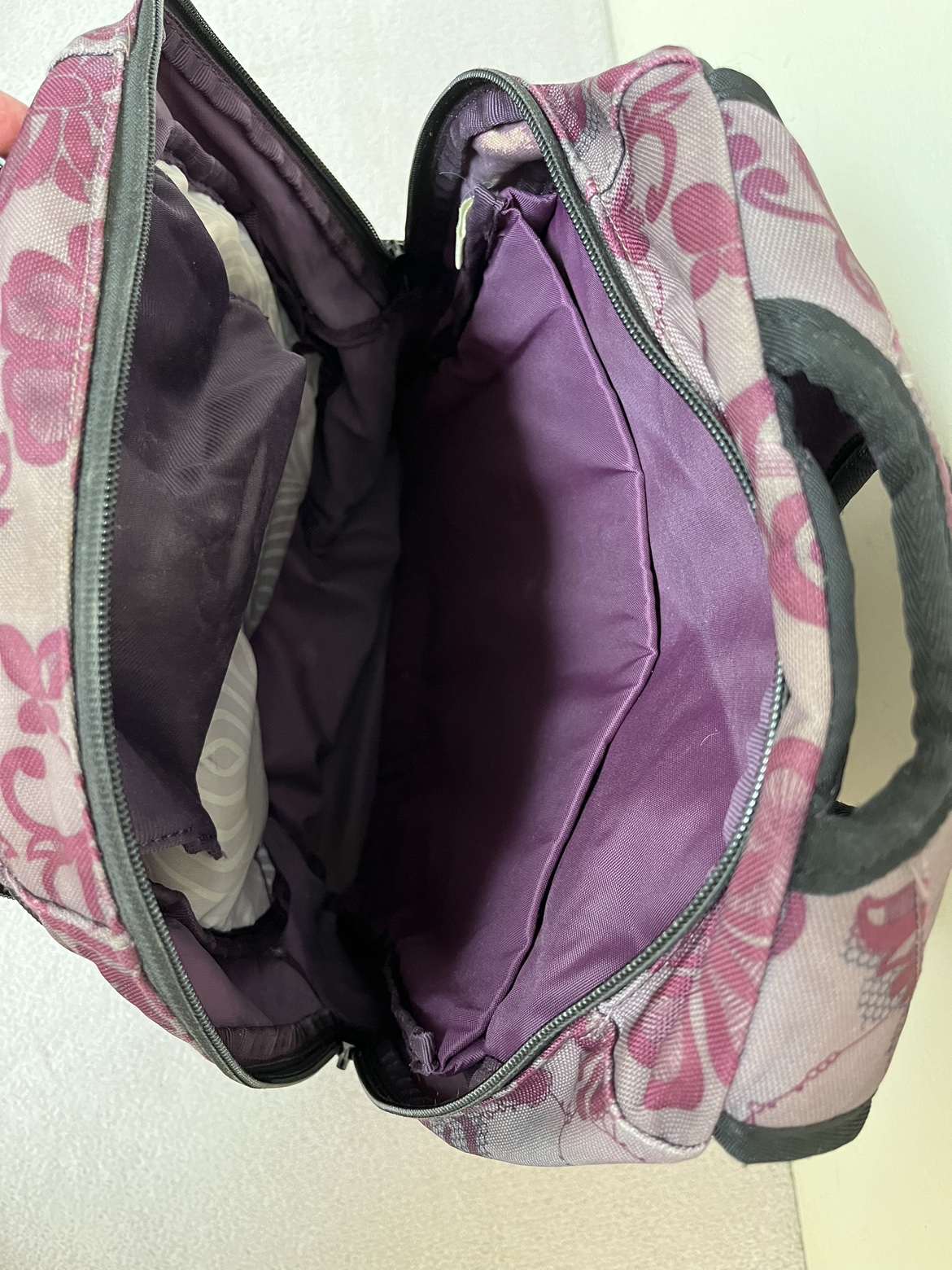 Dakine Backpack image indicator(2)