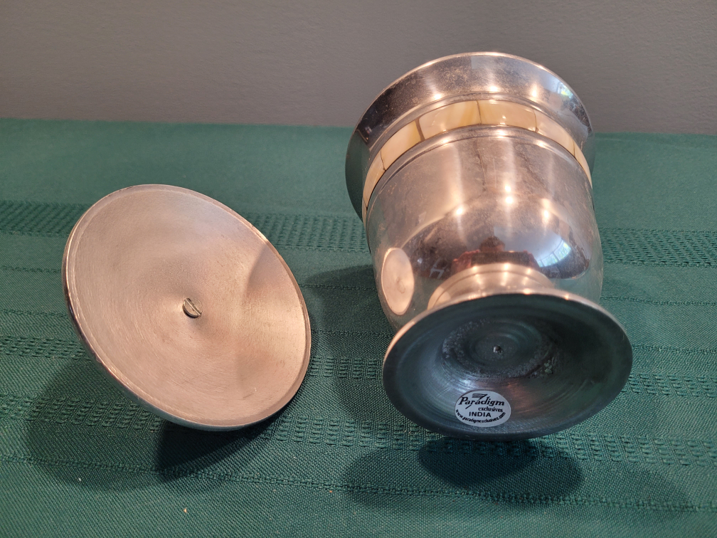 Silver and Mother of Pearl Lidded Jar - photo 3