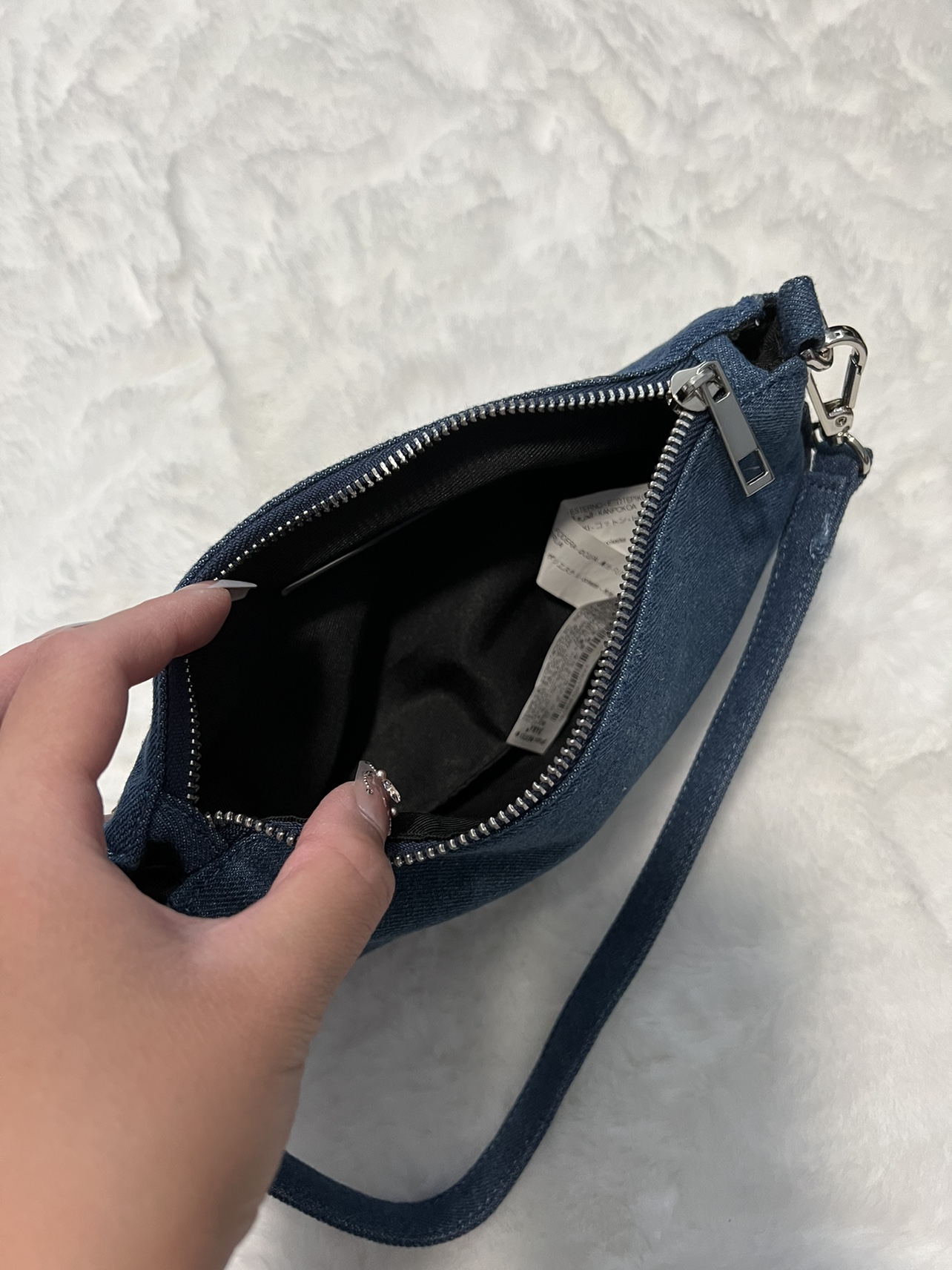 Zara Shoulder Bag image indicator(4)