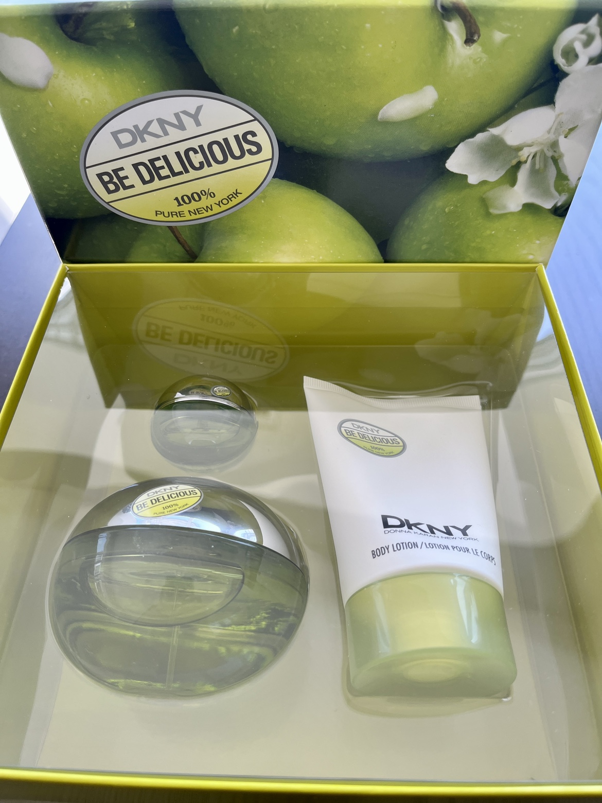 DKNY Be Delicious Perfume Set - photo 2
