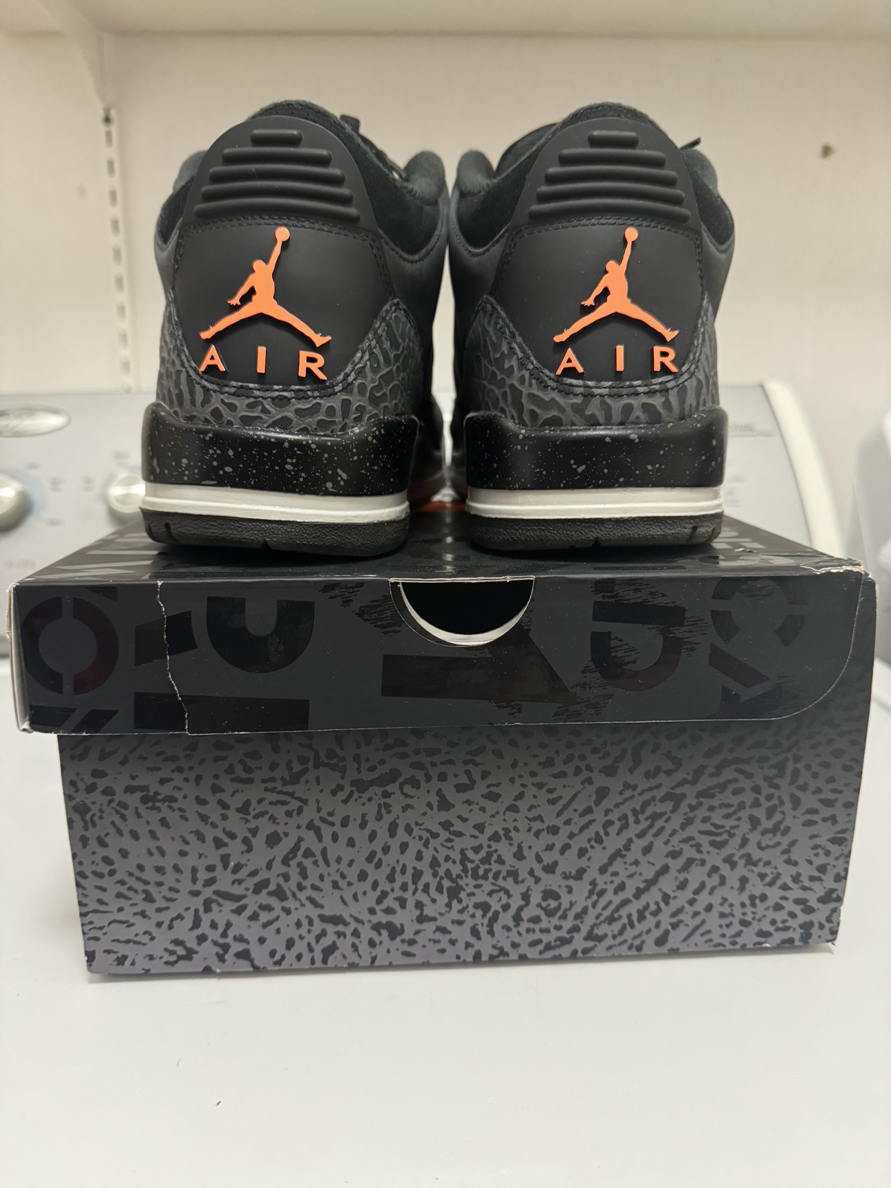 Air Jordan 3 Retro - photo 3
