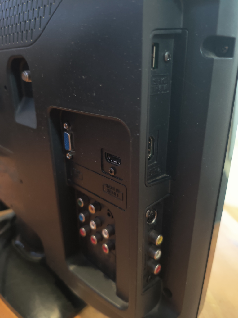 Philips 19" LCD TV - photo 2