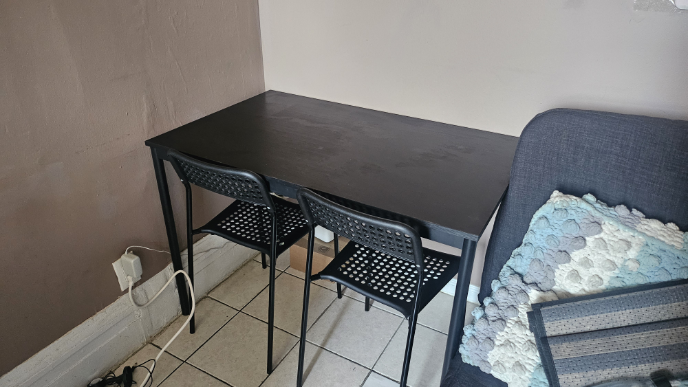 Ikea dining table and 2 chairs thumbnail