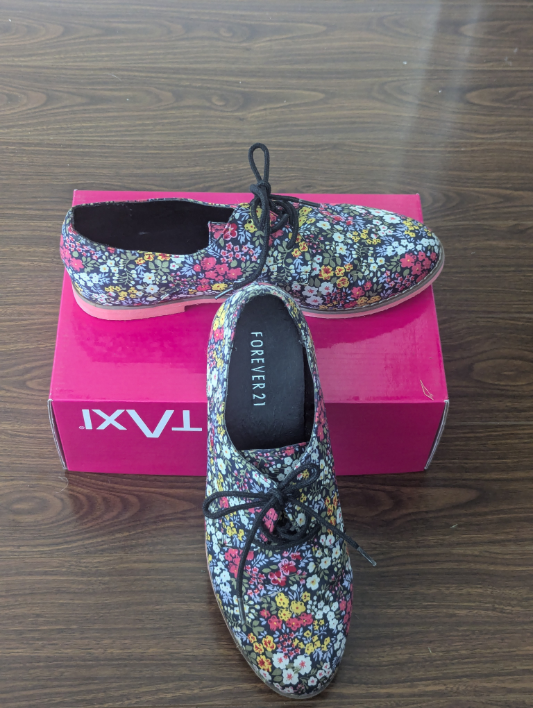 Forever 21 Floral Oxfords thumbnail