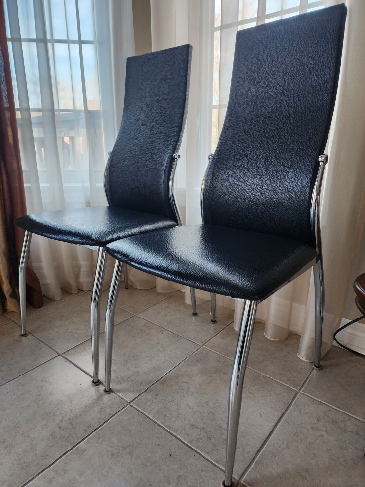 2 Black Synthetic Leather Dining Chairs image indicator(2)