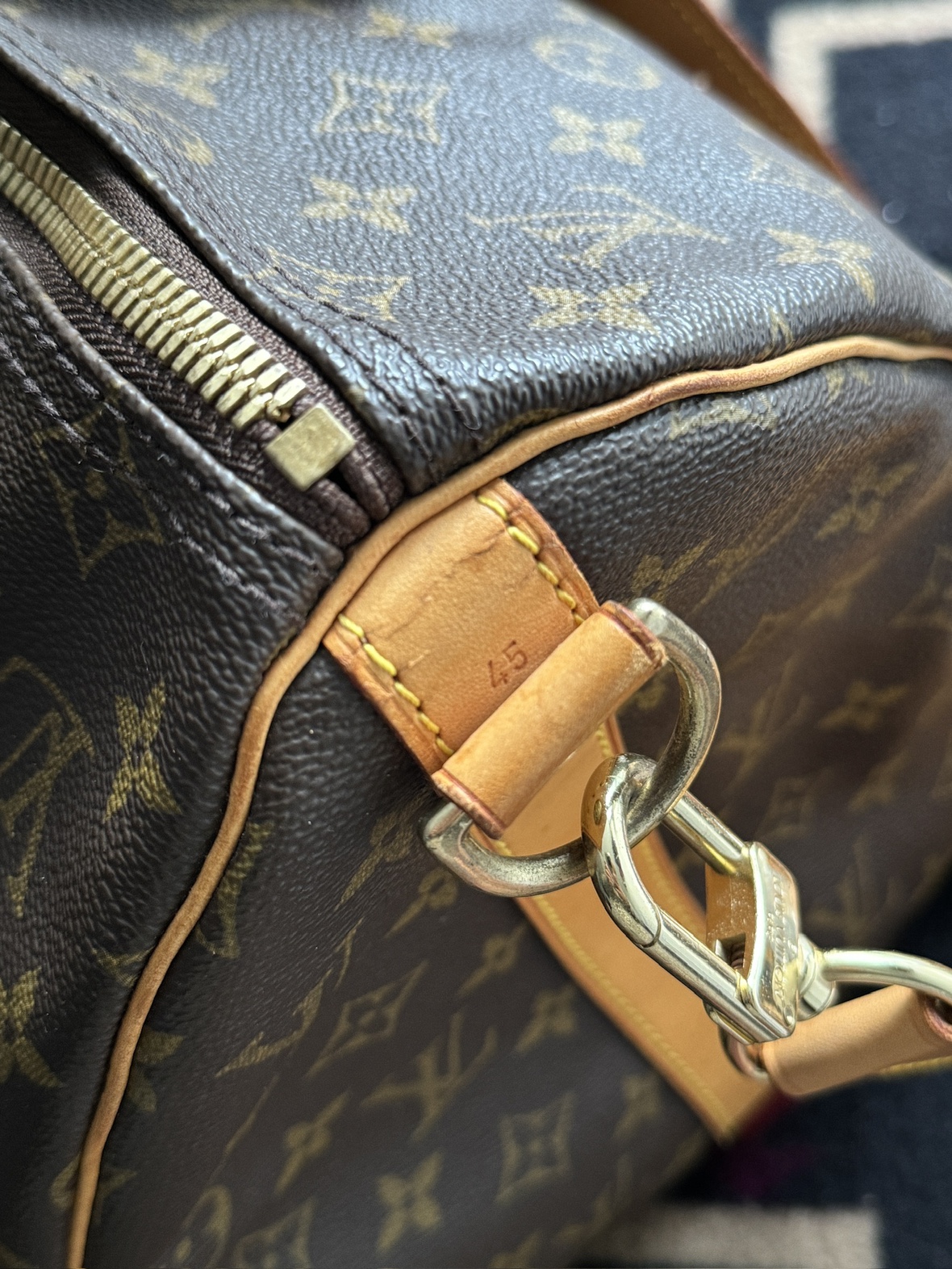 Louis Vuitton KEEPALL 45 BANDOULIERE image indicator(4)