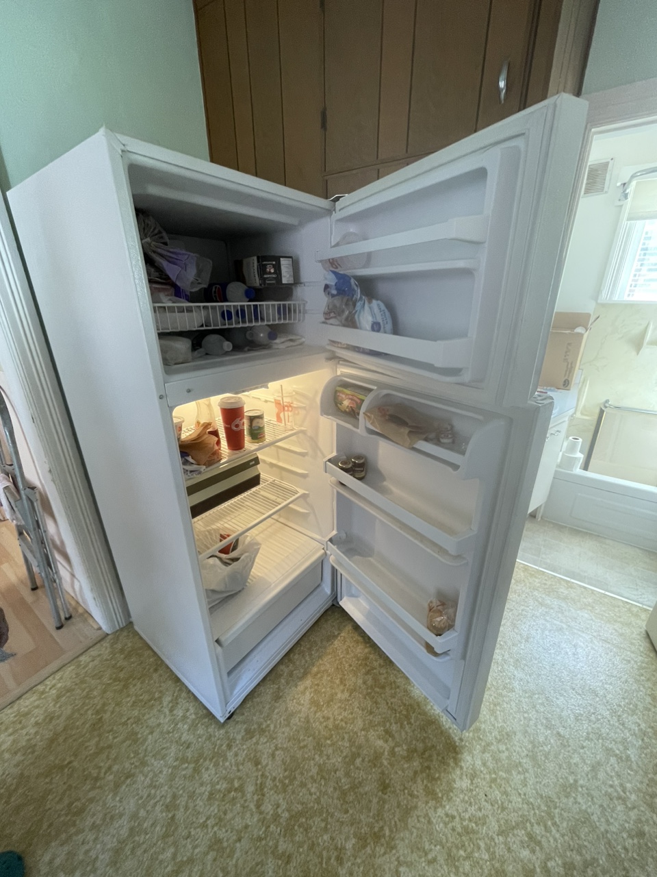 Refrigerator - estate sale image indicator(2)