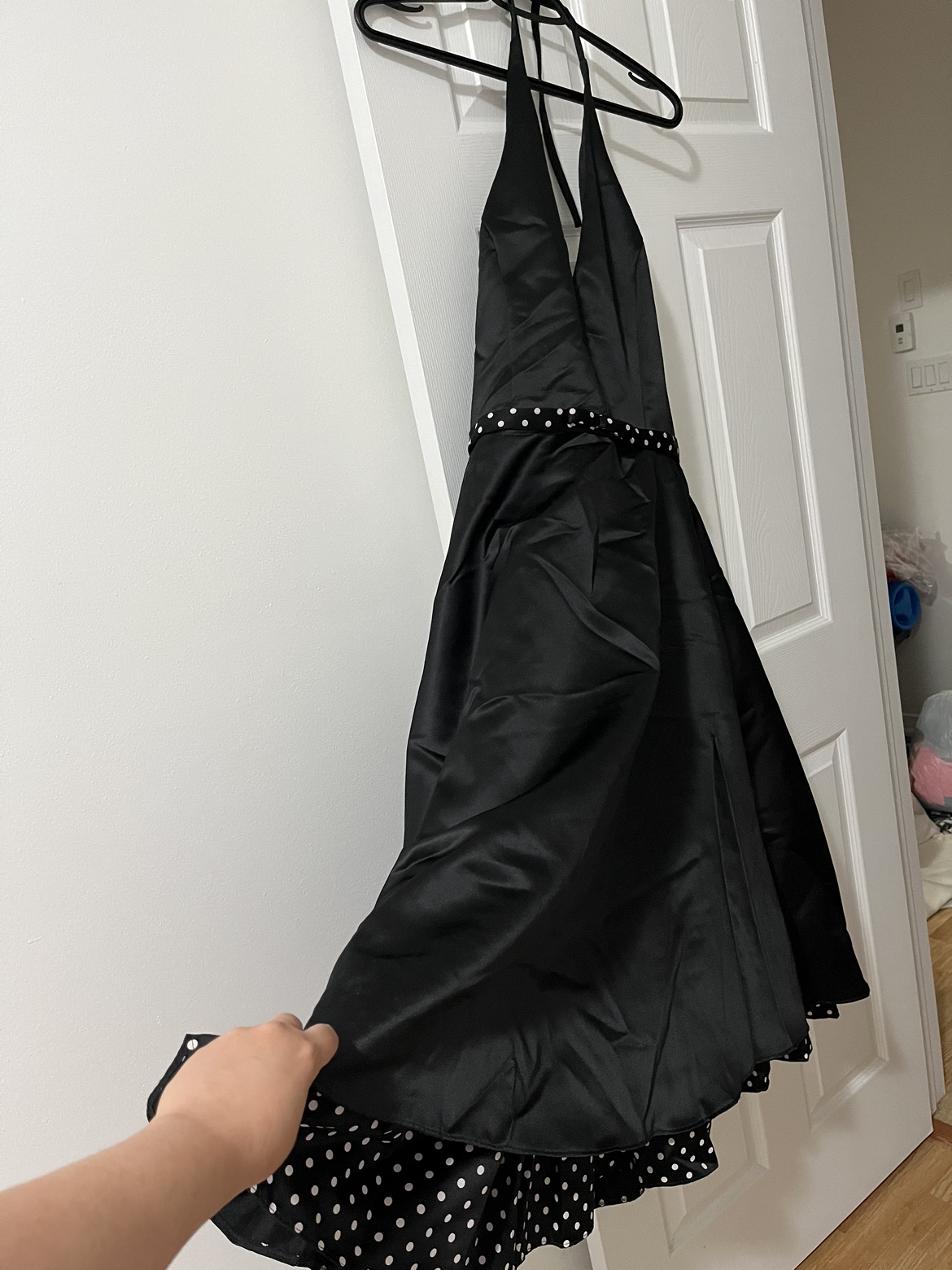 Jessica McClintock for Gllnne Sax Black Halter Dress