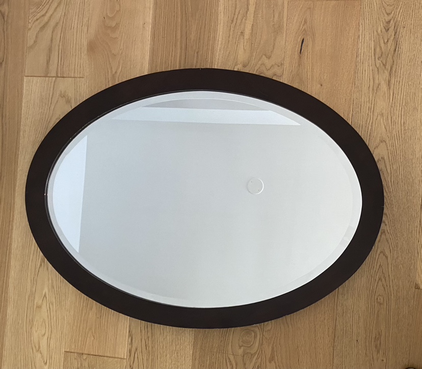 Oval mirror