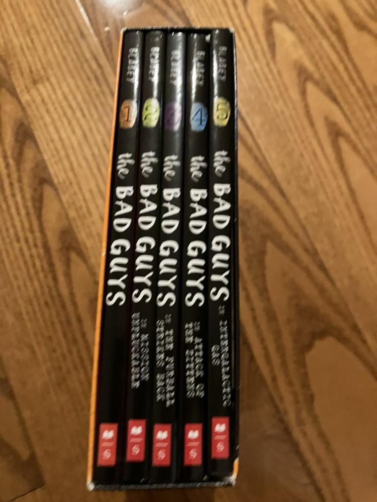 The Bad Guys Books 1-5 image indicator(2)