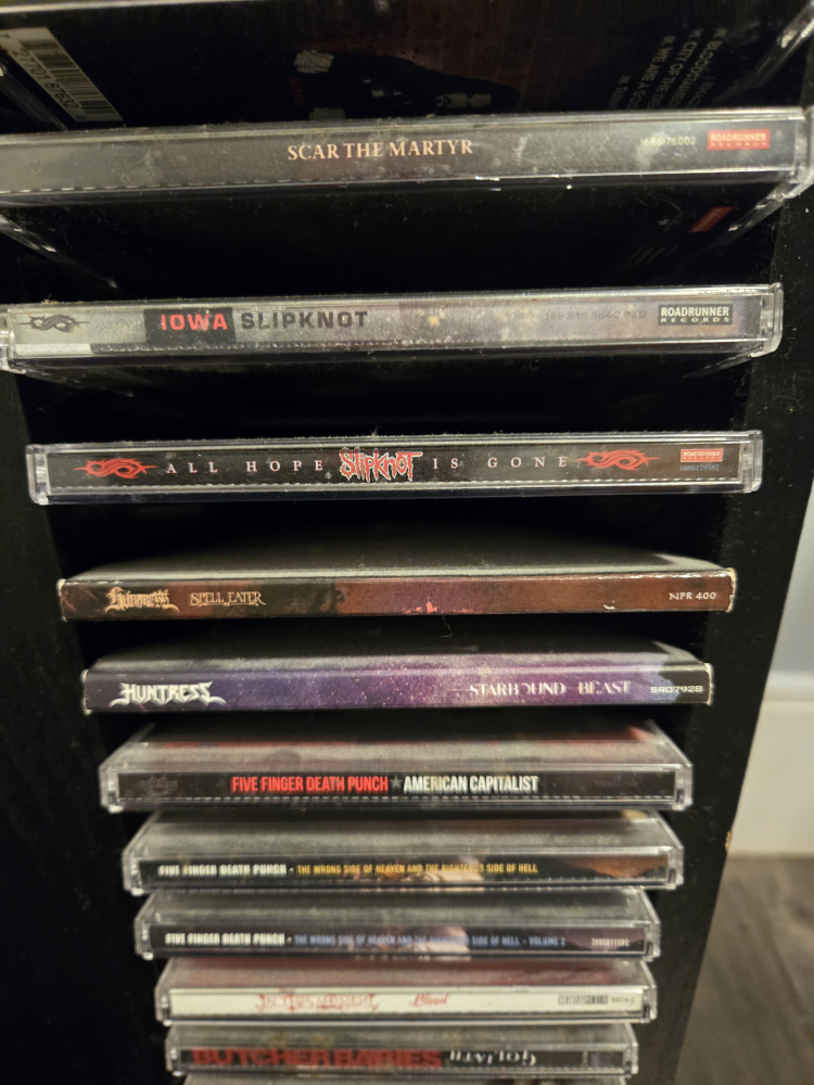 CDs and Rotating Rack image indicator(4)