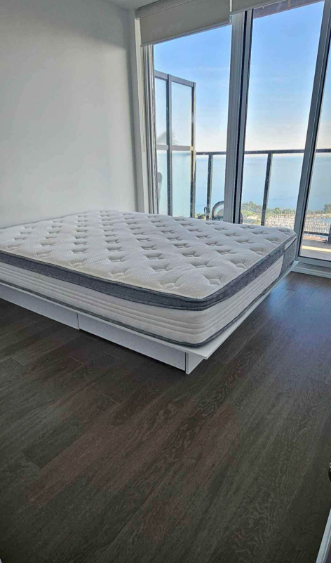 bed with drawers - photo 3