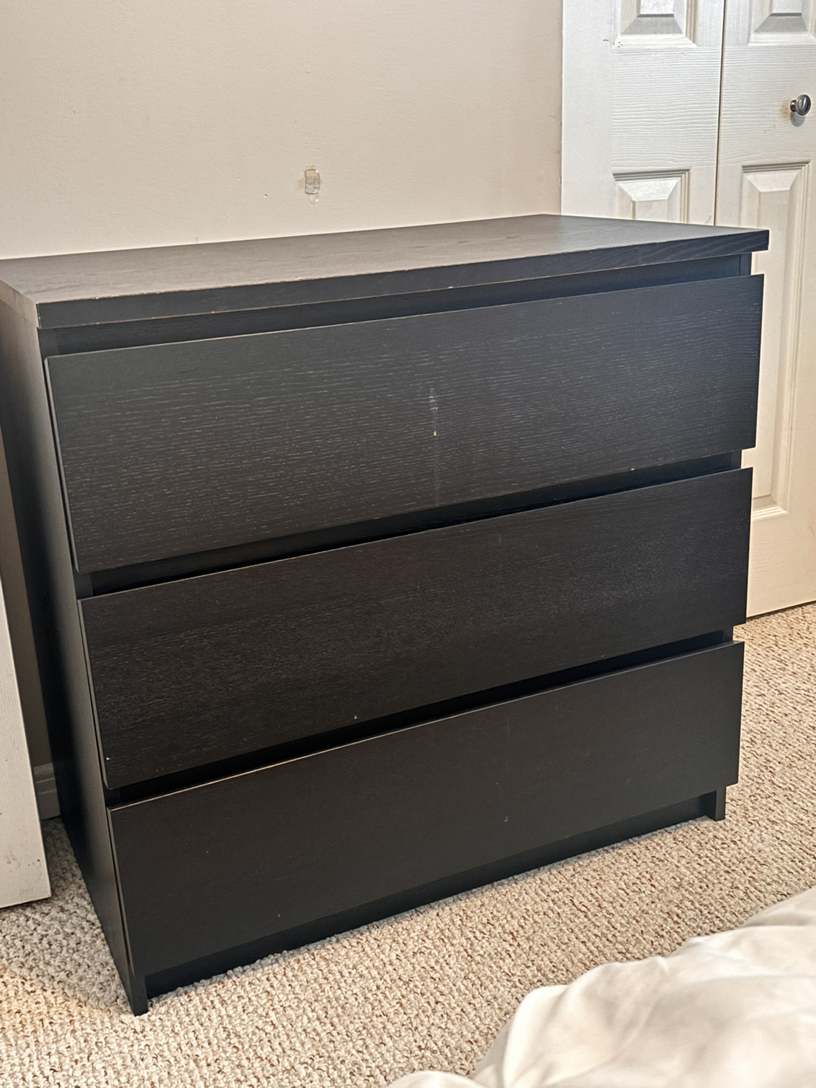 Black 3-Drawer Dresser