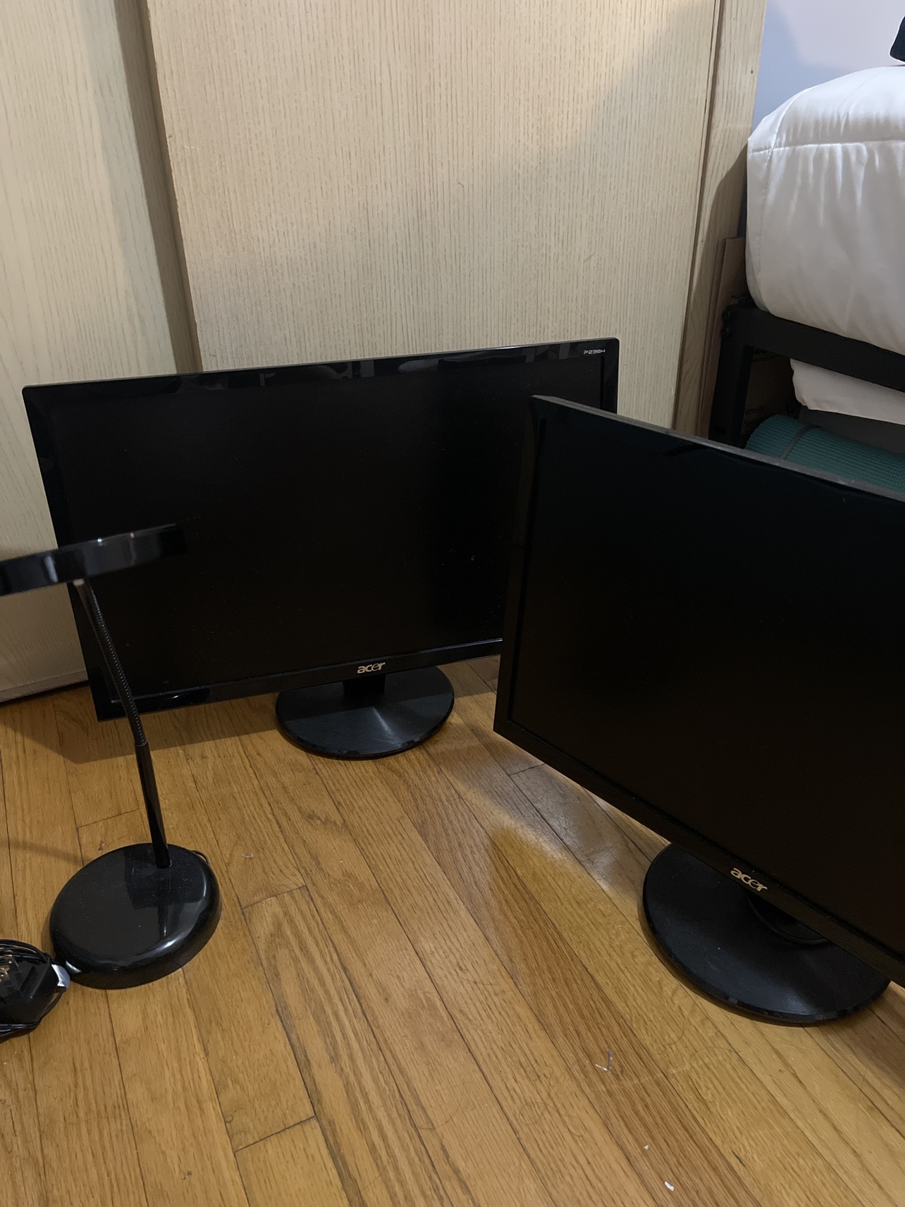 Acer Monitors and Lampshade