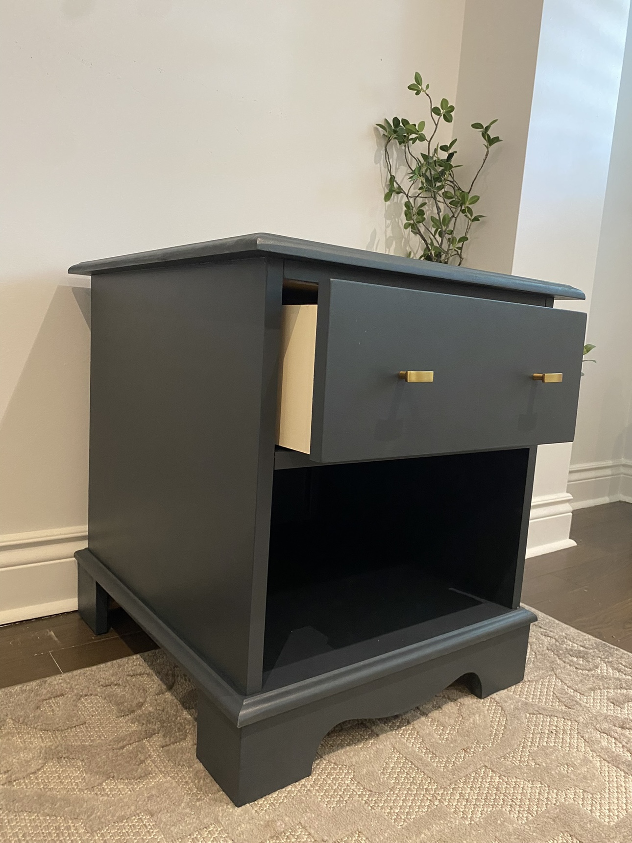 End/Side Table - photo 2