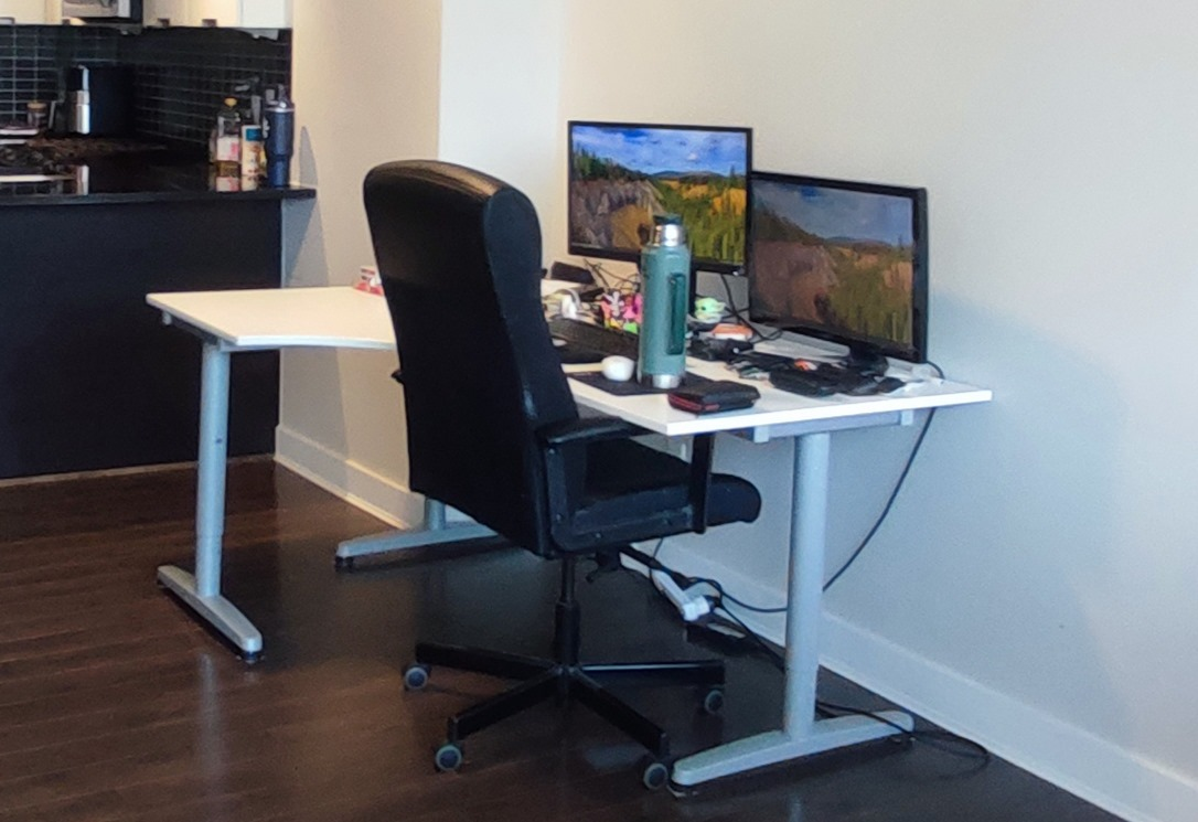 White Corner Desk adjustable height - photo 2
