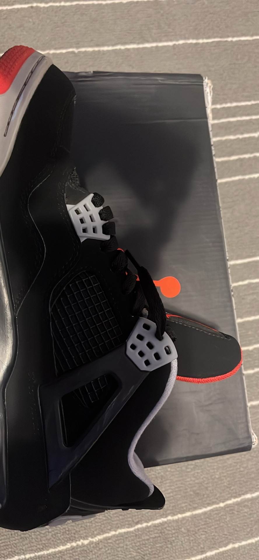 Jordan 4 breds - photo 3