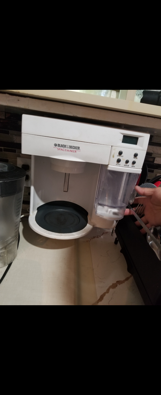 Black & Decker Spacemaker Coffee Maker image indicator(3)