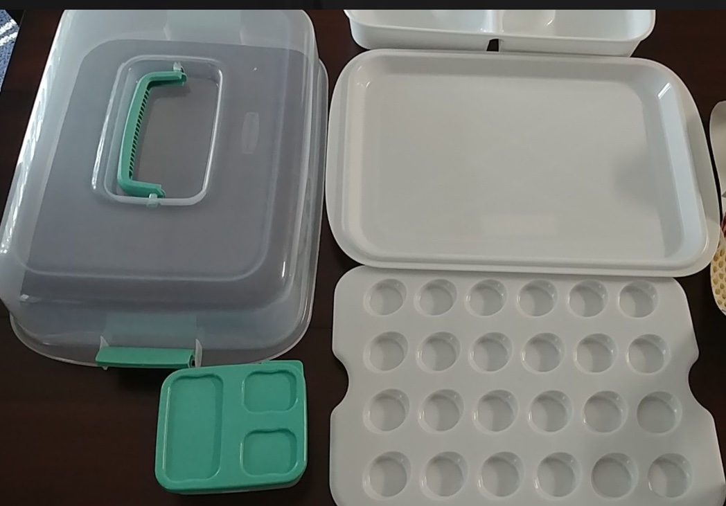 Rubbermaid Ultimate Party Serving Kit image indicator(2)