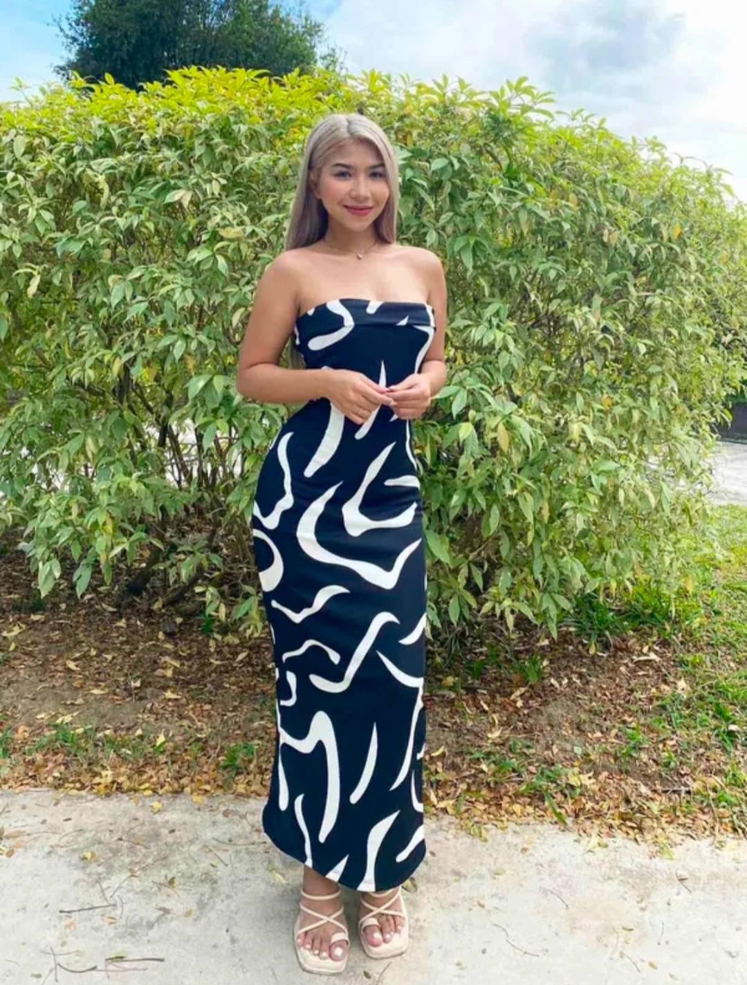Tube printed maxi dress thumbnail