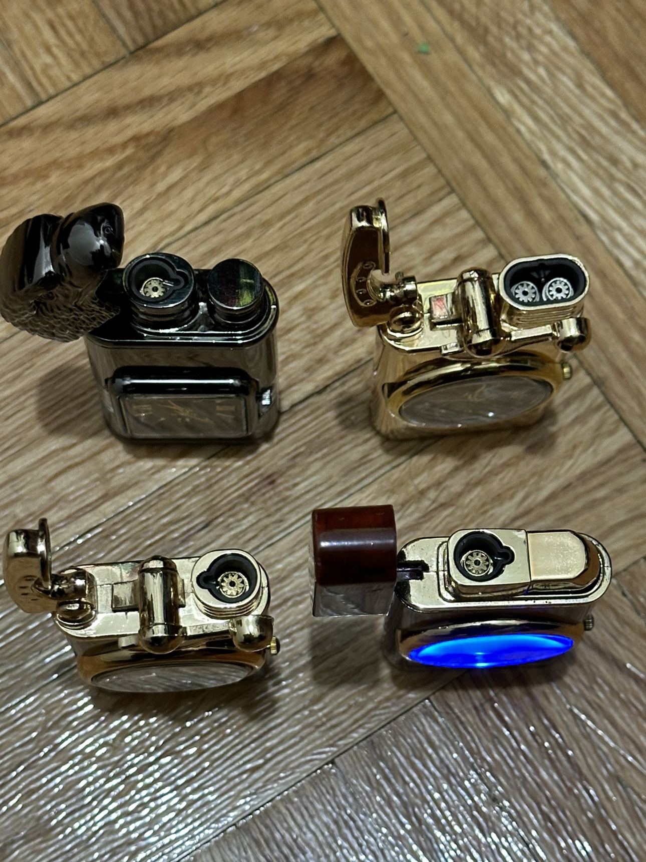 Set of 4 Lighters watch all for 60 image indicator(2)