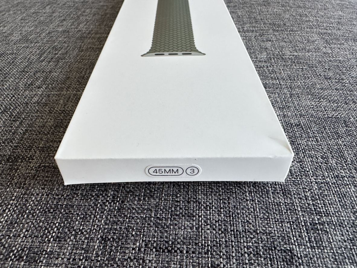 Apple Watch 45mm Olive Braided Solo Loop Size 3 - photo 3