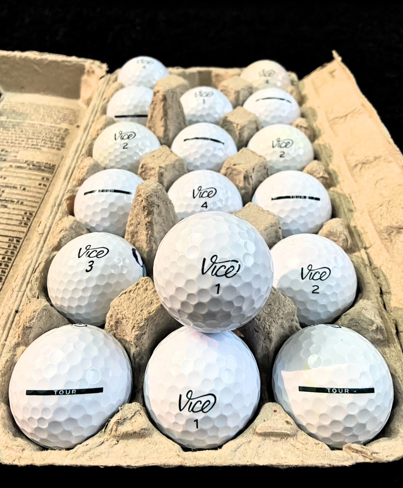 18 Vice Tour Golf Balls thumbnail