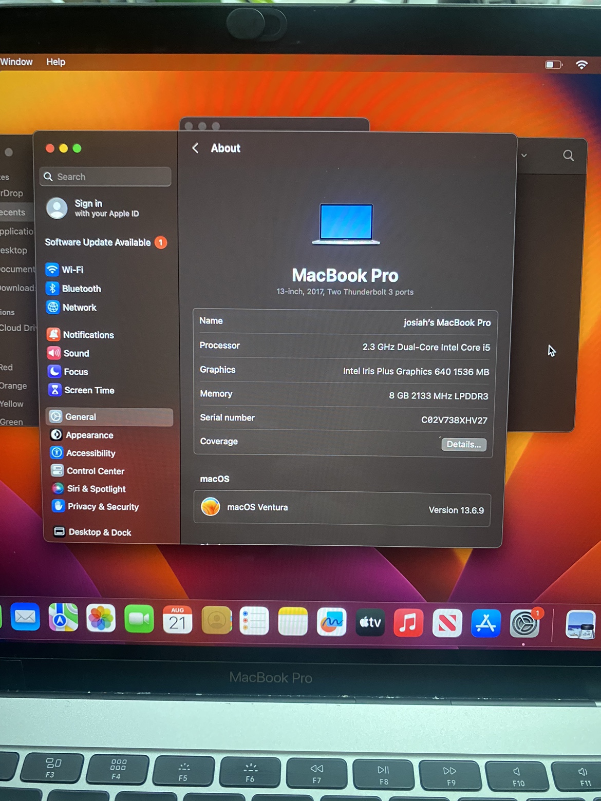 MacBook Pro 13-inch 2017 - photo 3