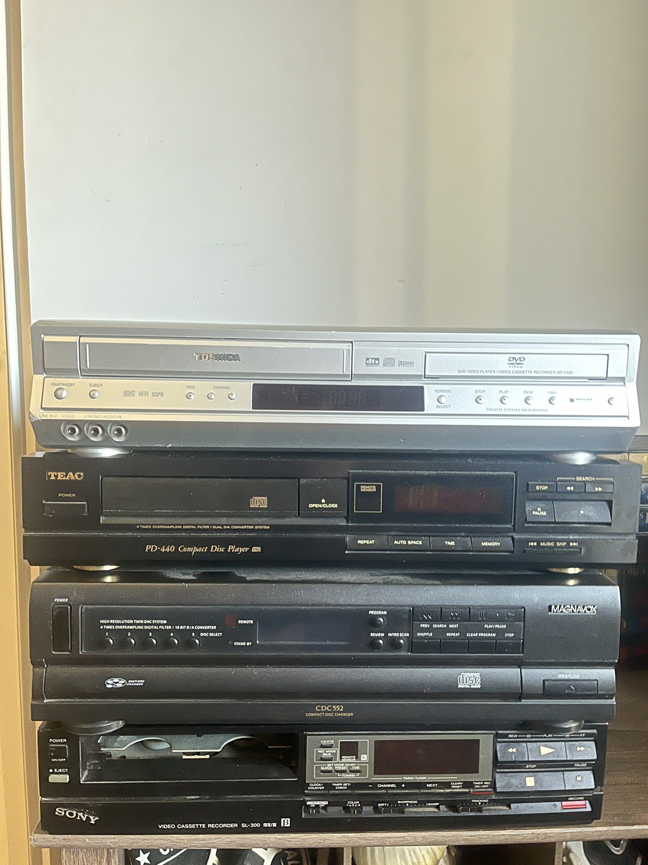 Stack of Electronics. Free! #freecycle thumbnail