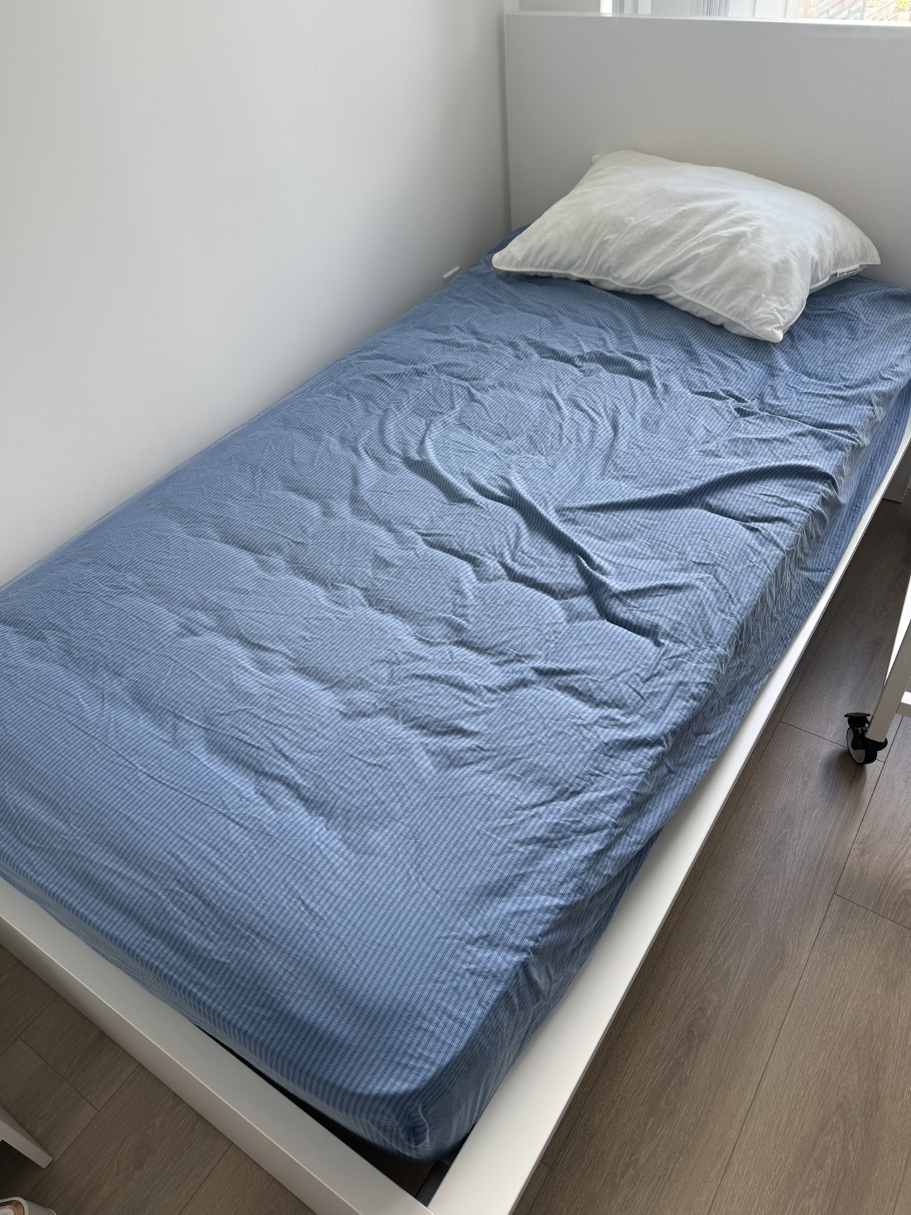 Single size mattress cover thumbnail