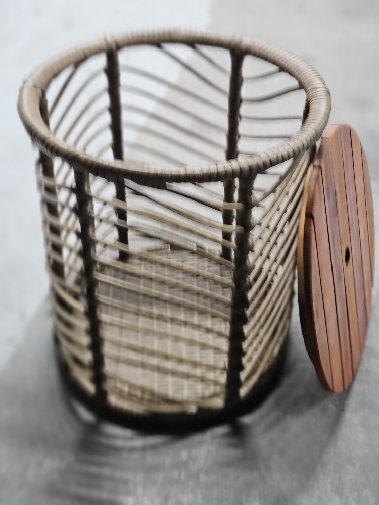 Wicker End Table image indicator(2)