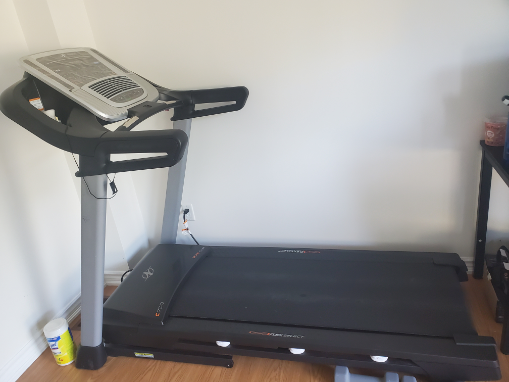 NordicTrack C 700 Treadmill thumbnail