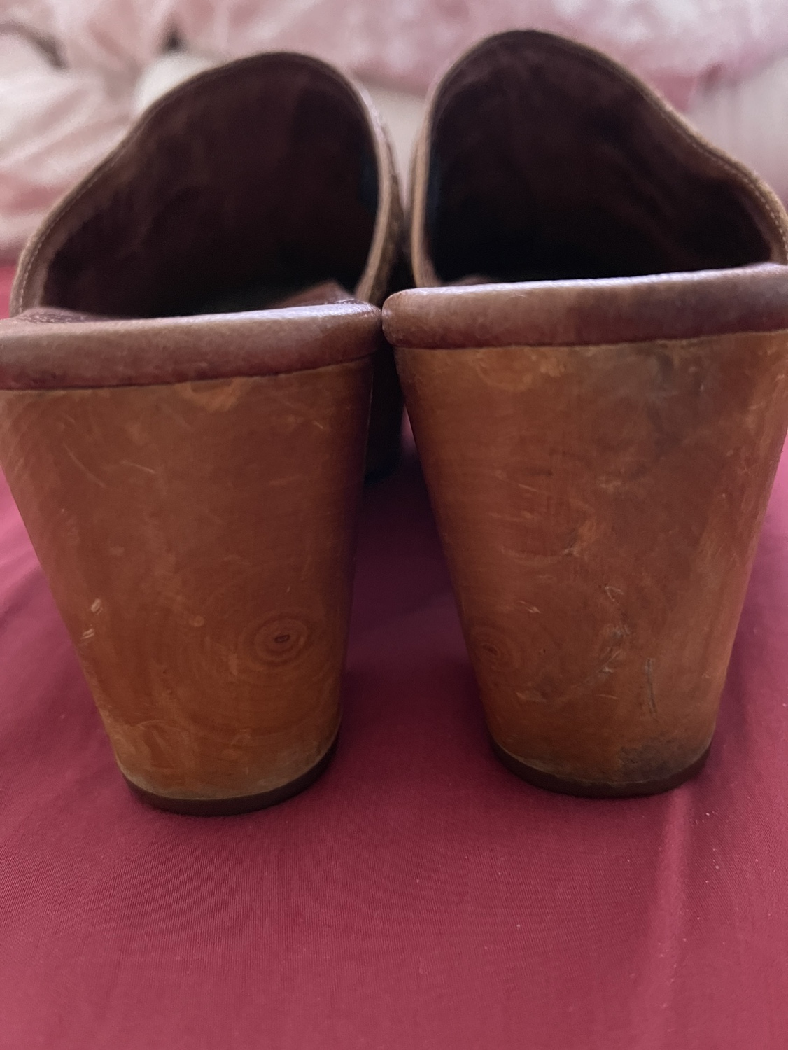 UGG 'Vivica' Clogs with Shearling Footbed - size 10 - photo 4