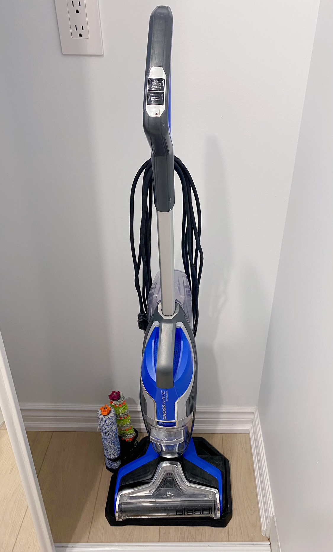 BISSELL® CrossWave Multi-Surface Wet Dry Vac thumbnail