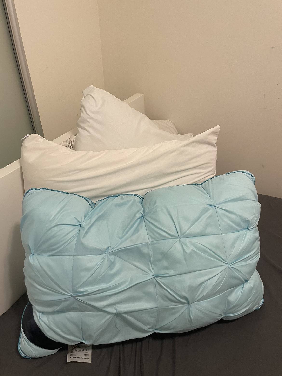 4 pillows two month old $5 together thumbnail