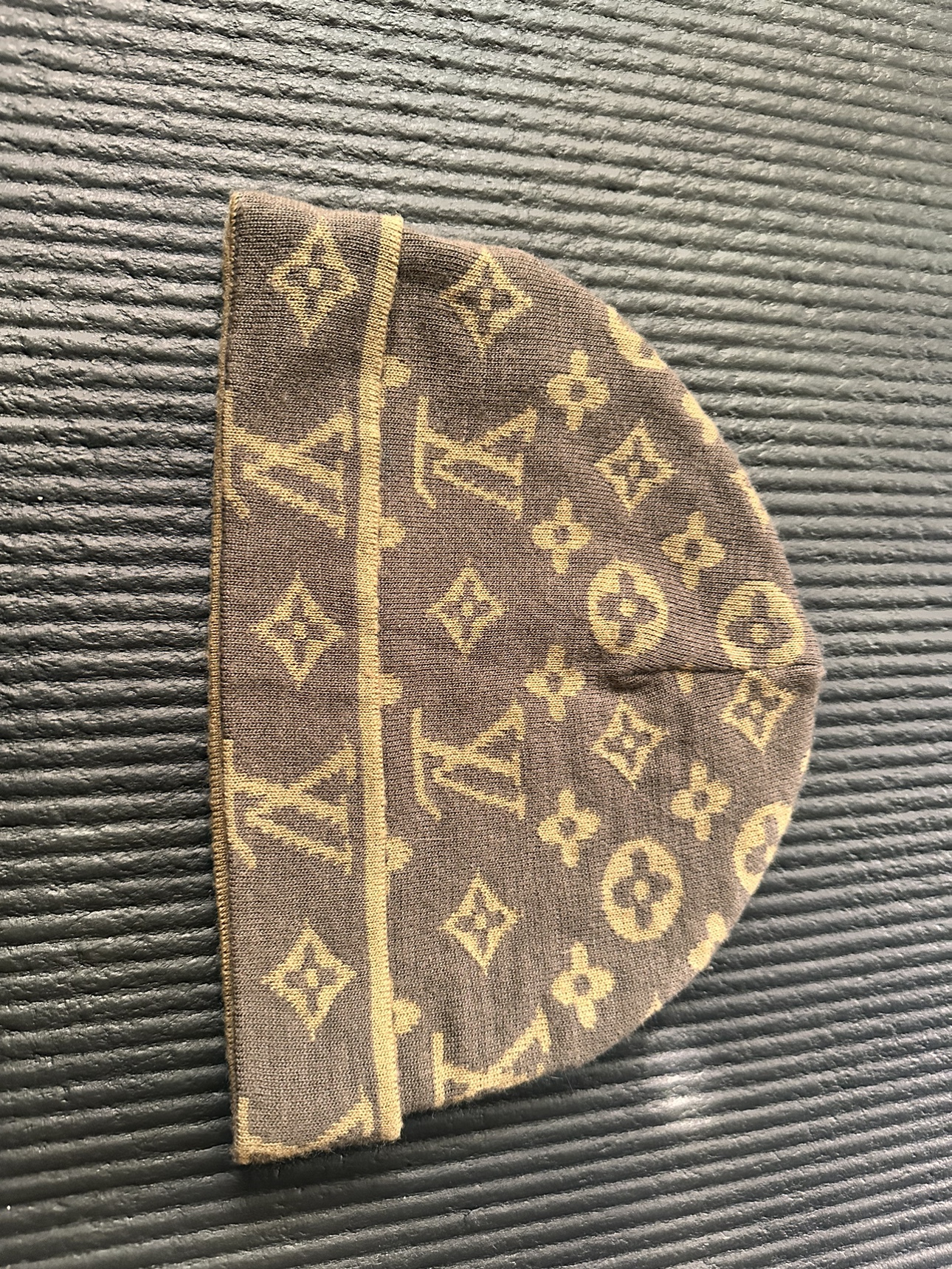 Louis Vuitton Beanie - photo 5