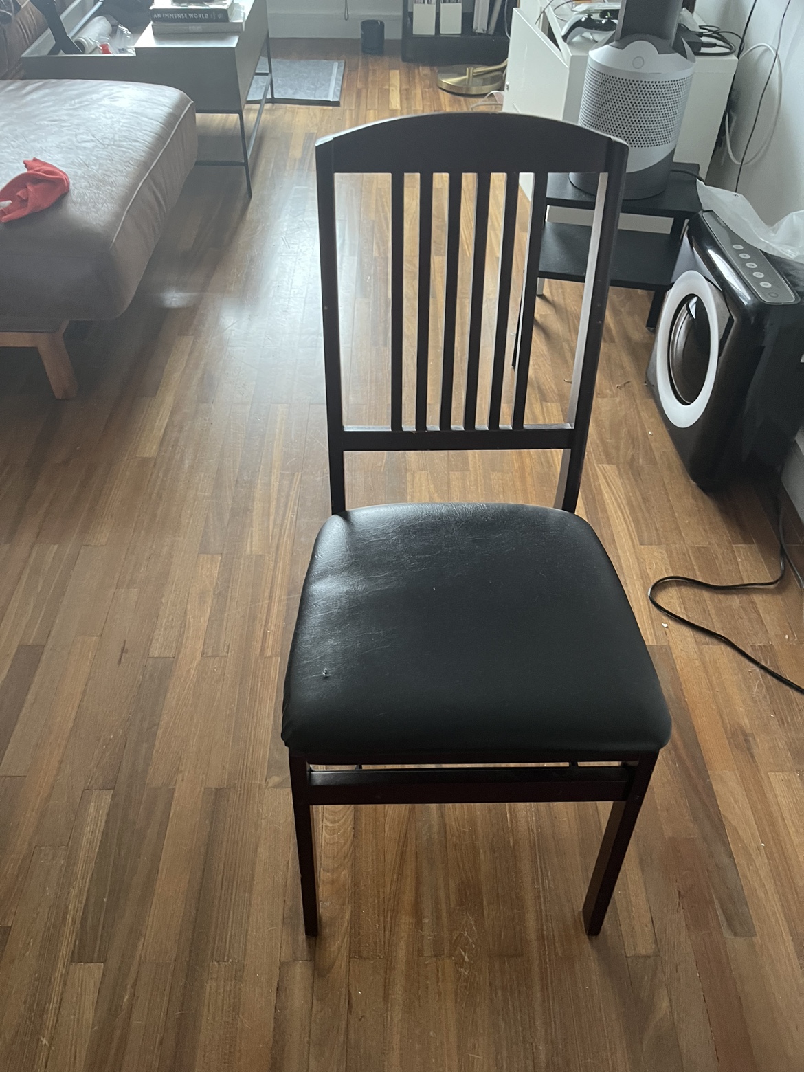 Chair - photo 2