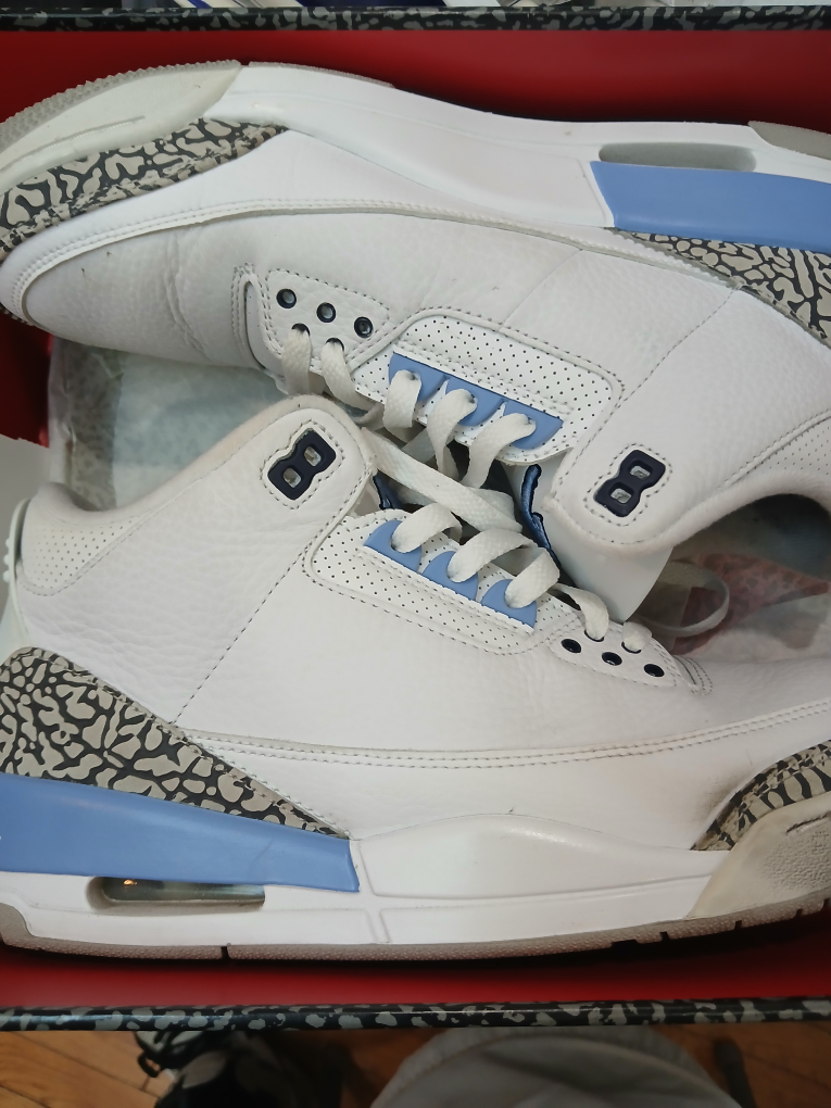 Air Jordan 3 Retro "UNC" image indicator(3)
