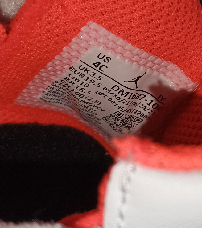 Air Jordan 4C Baby Sneakers - photo 3