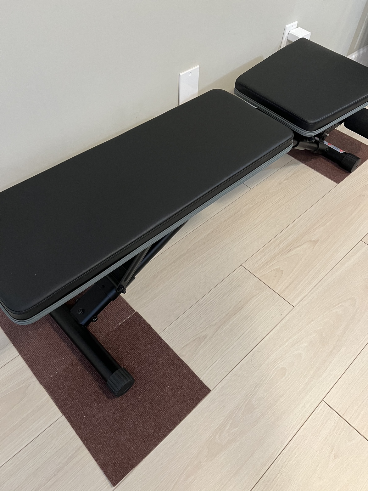Weight bench