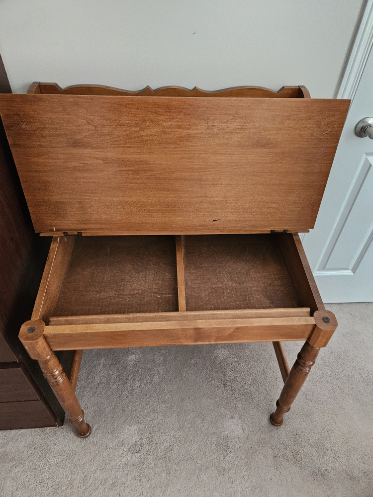 Solid Wood Heavy Study Table & Chair image indicator(4)