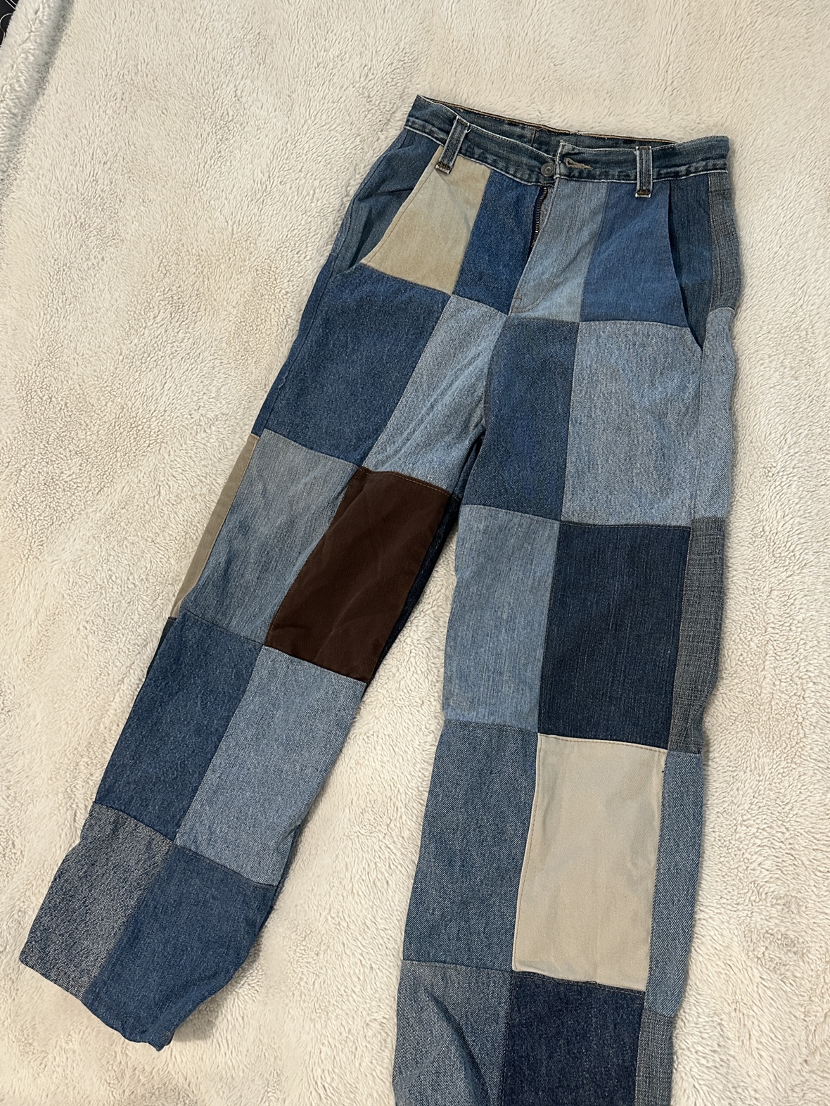 levi’s vintage upcycle patch style jeans size 26-27 thumbnail
