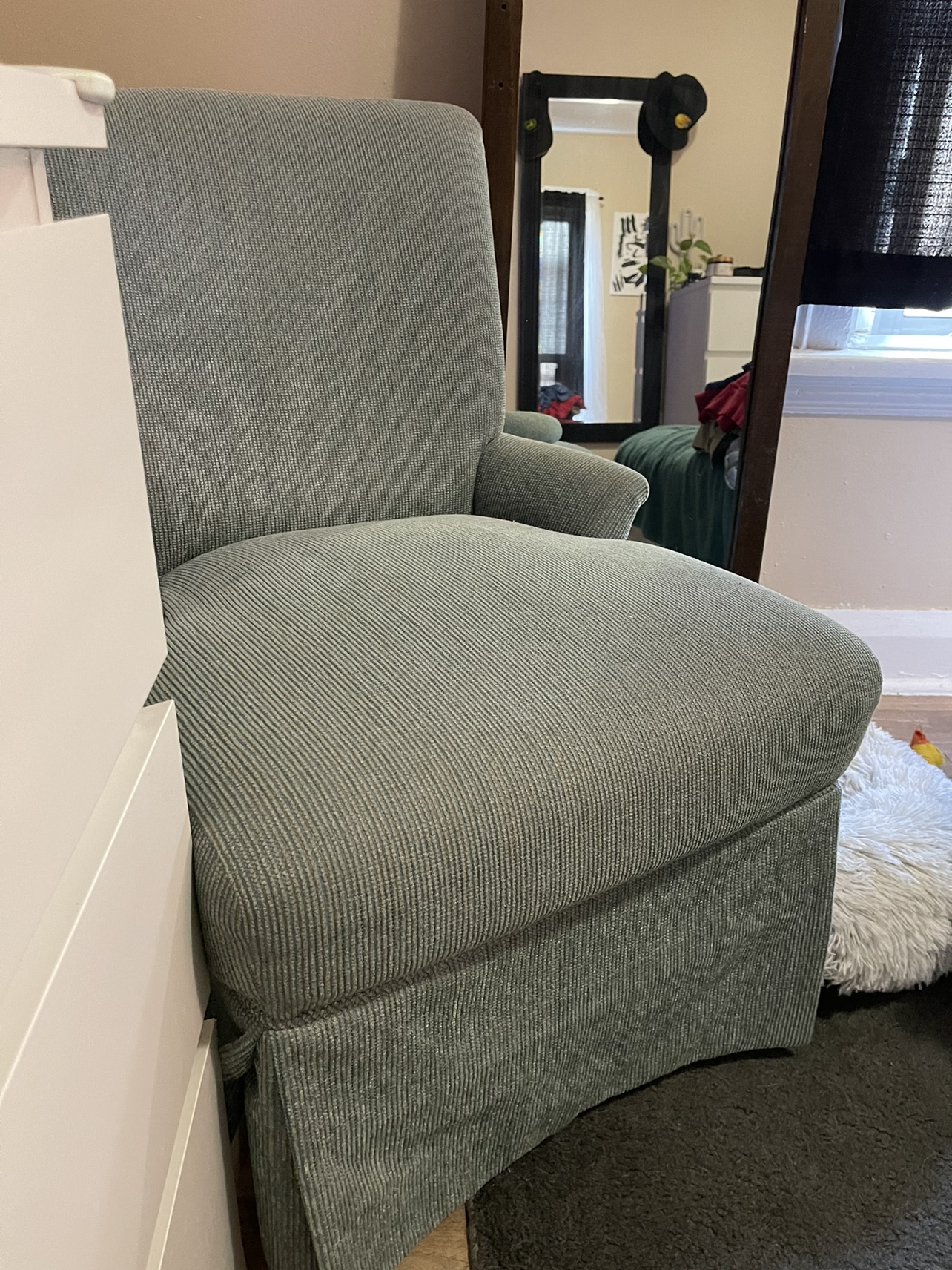 Green Armchair - photo 3