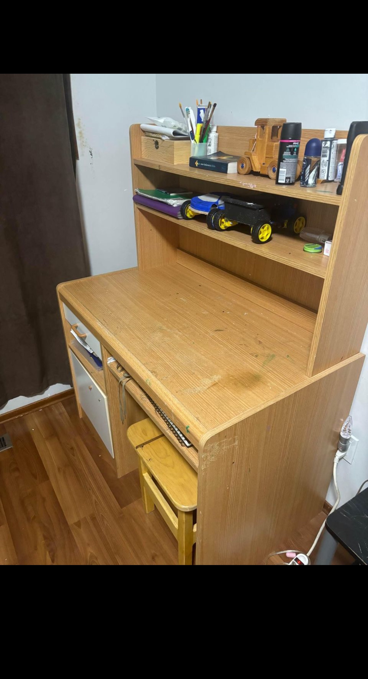 Wooden Desk with Hutch